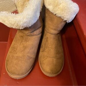 Llama classic warm boots